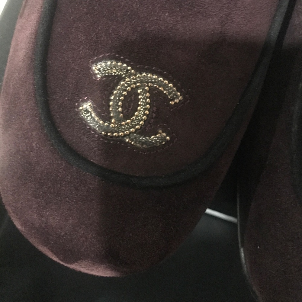 NIB Chanel Burgundy Suede Loafers Sz 37.5 Org $850